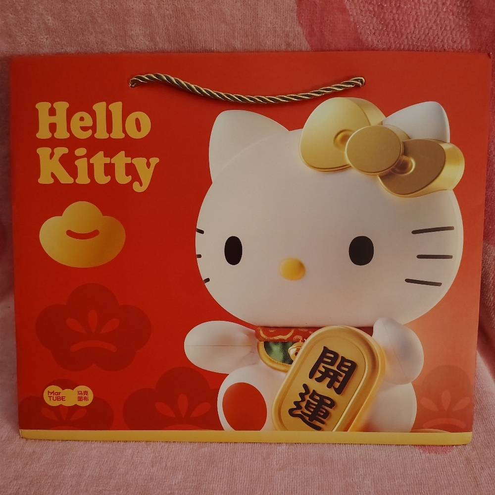 EXCLUSIVE - Hello Kitty x MarTube Lucky Cat Nightlight Set - Picture 13 of 15